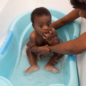 How to Bathe Your Baby How to Bathe Your Baby
